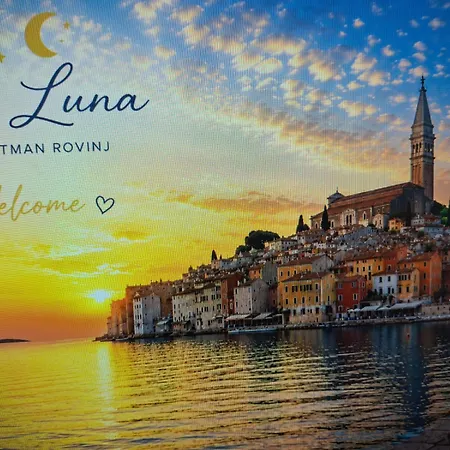 La Luna Sa Terasom I Parkingom Apartman