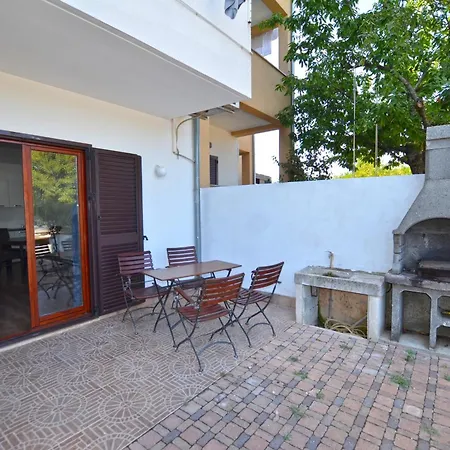 La Luna Sa Terasom I Parkingom Апартаменты Ровинь